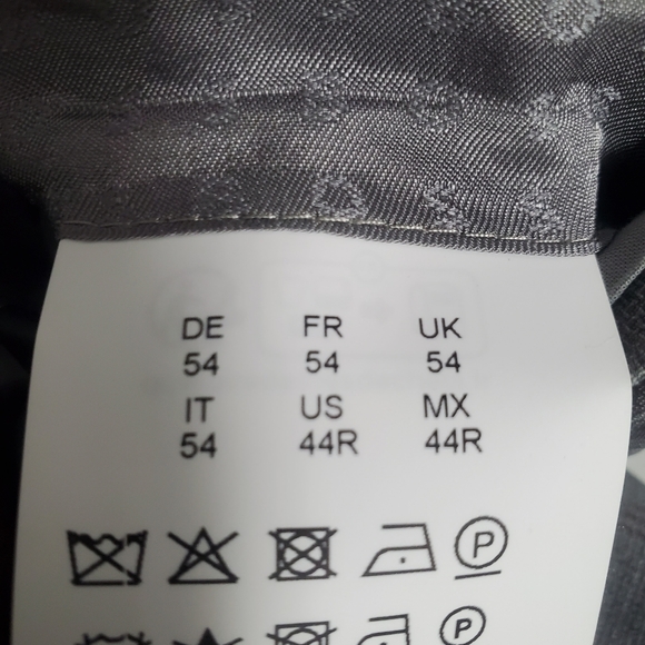 Hugo Boss 44 R Slim Fit Men's Gray Window pane Wool Two Button Blazer New Tags. - Picture 6 of 7